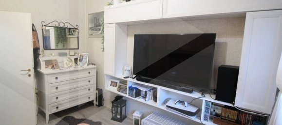 3غرفة شقة في Bologna, Italy رقم 26218 15