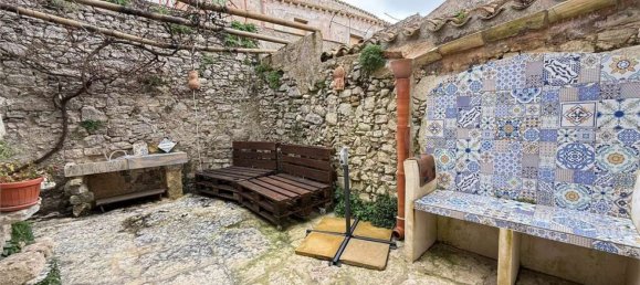 Edifício em Erice, Italy 130 m² N.º 226212 29