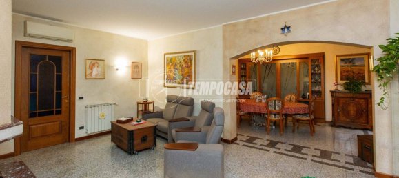 3 bedrooms Villa in Bellinzago Novarese, Italy No. 58995 13
