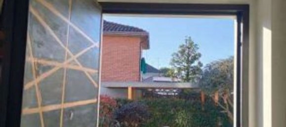 4-salle Appartement à Castano Primo, Italy No. 330332 7