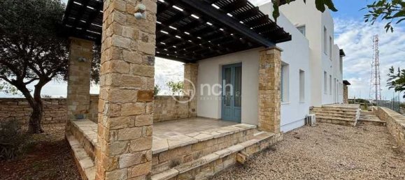 4 Schlafzimmer Villa in Pissouri, Cyprus, Nr. 18653 8