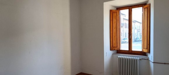 4 rooms Apartment in Borgo San Lorenzo, Italy No. 124433 9