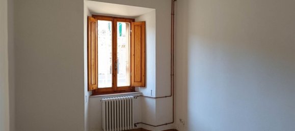 4 rooms Apartment in Borgo San Lorenzo, Italy No. 124433 10