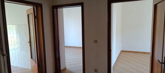 4 rooms Apartment in Borgo San Lorenzo, Italy No. 124433 4