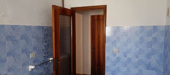 4 rooms Apartment in Borgo San Lorenzo, Italy No. 124433 15