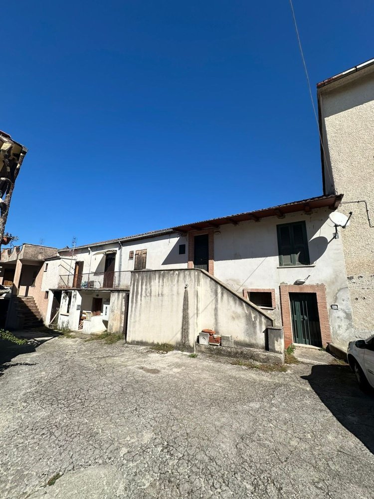 3-Zimmer Doppelhaus in Ferentino, Italy, Nr. 204983