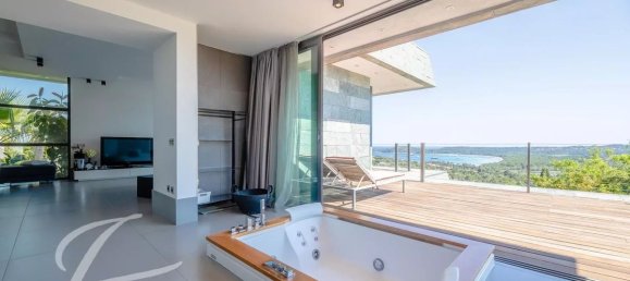 6 chambres Villa à Zonza, France No. 99517 34