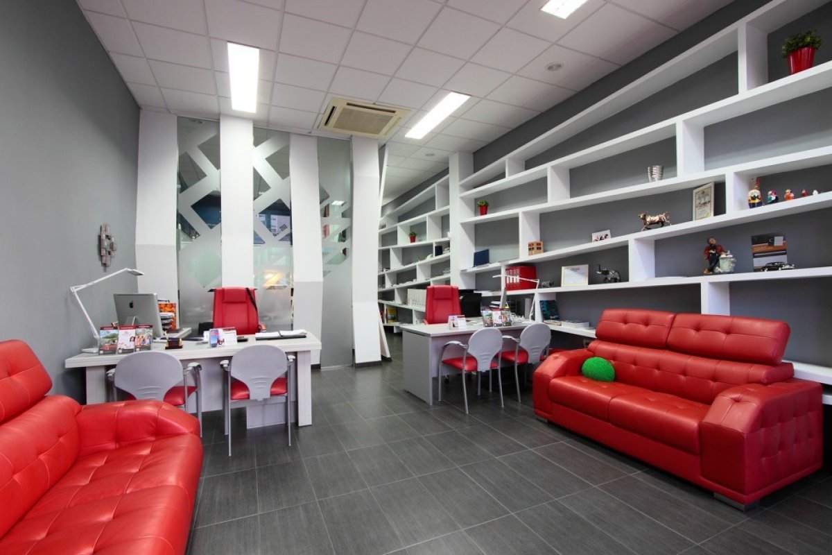 80 m² propiedad comercial en venta en Benidorm, Alicante, Comunidad Valenciana, Spain № 365021
