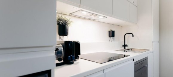 5 bedrooms Apartment in Paris, France No. 173419 5