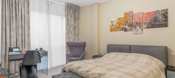 3 rooms Apartment in Milan, Italy No. 241865 12