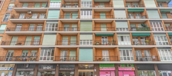 3 rooms Apartment in Milan, Italy No. 241865 18