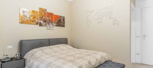 3 rooms Apartment in Milan, Italy No. 241865 13