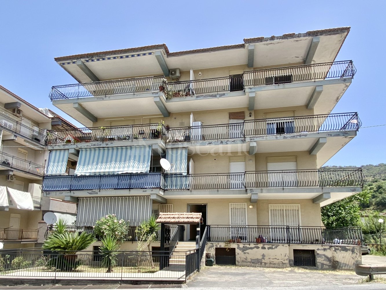 4 rooms Apartment in Gaggi, Italy No. 261050