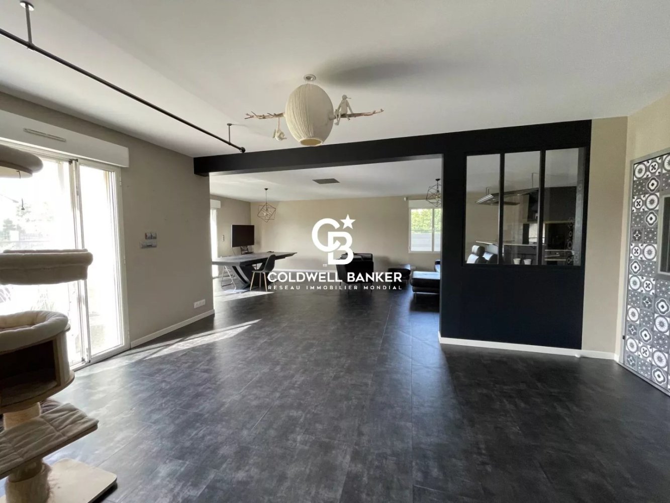 5 bedrooms Villa in Saint-Avertin, France No. 347661