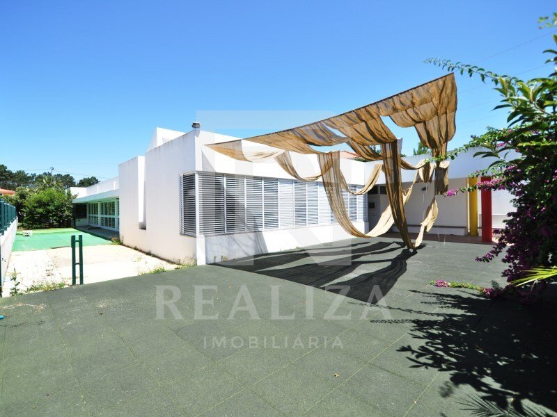 7 Schlafzimmer Haus in Corroios, Portugal, Nr. 143967