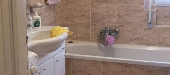 5 bedrooms Apartment in Pesaro, Italy No. 379084 7