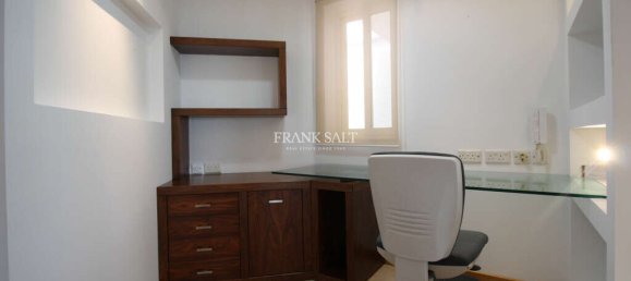 4 bedrooms Bungalow in Iklin, Malta No. 9643 8