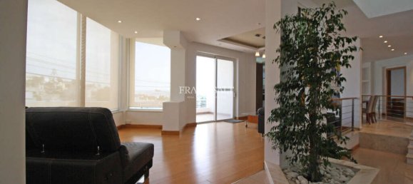 4 bedrooms Bungalow in Iklin, Malta No. 9643 2