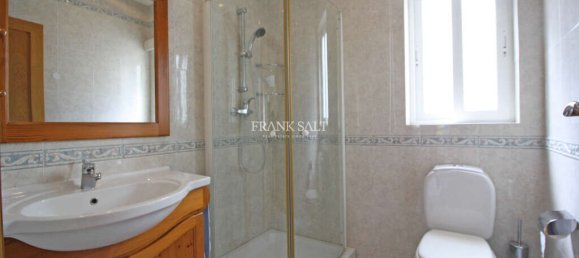 4 bedrooms Bungalow in Iklin, Malta No. 9643 15