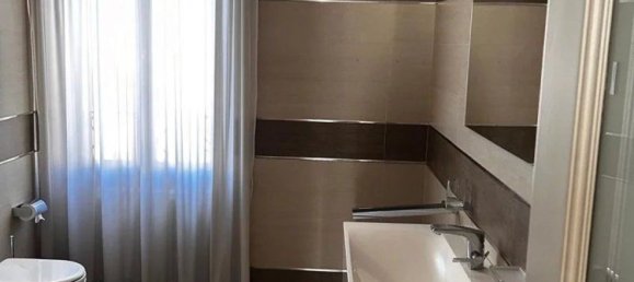 Apartamento de 4 divisões em Cremona, Italy N.º 155145 8