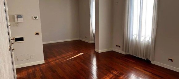 Apartamento de 4 divisões em Cremona, Italy N.º 155145 18