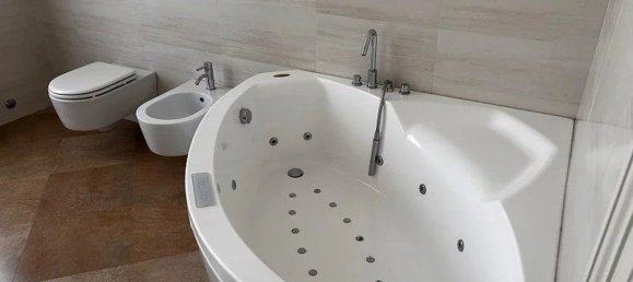 Apartamento de 4 divisões em Cremona, Italy N.º 155145 6