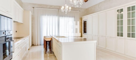 Casa T5 em Marbella, Spain N.º 111105 14