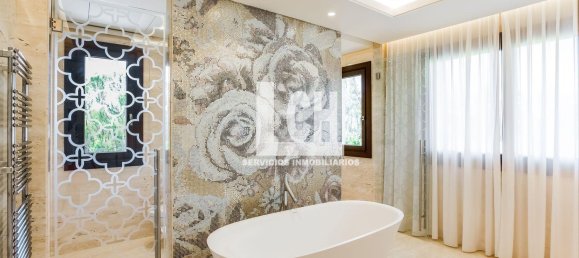 Casa T5 em Marbella, Spain N.º 111105 27