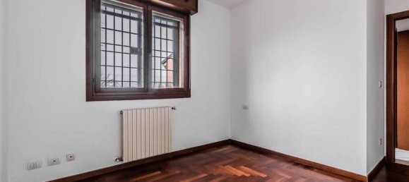 Apartamento de 3 divisões em Calderara di Reno, Italy N.º 162745 18