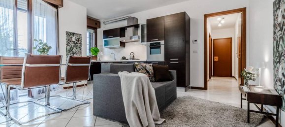 Apartamento de 3 divisões em Calderara di Reno, Italy N.º 162745 2
