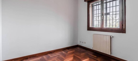 Apartamento de 3 divisões em Calderara di Reno, Italy N.º 162745 17