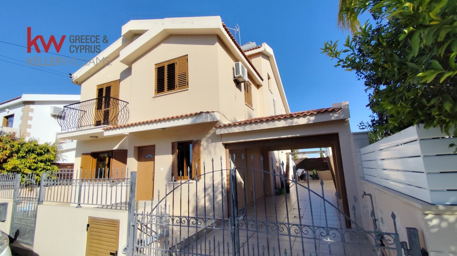 4 chambres maison de ville à vendre à Lakatamia, Nicosia, Cyprus № 26130