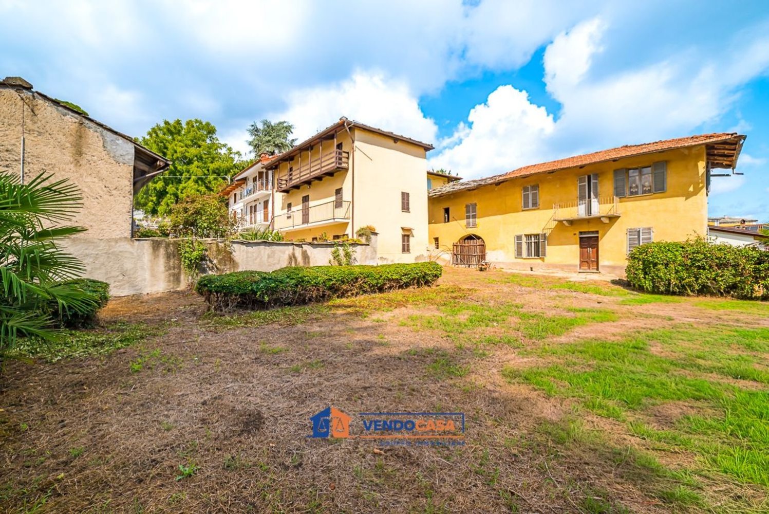 Дом с 5 спальнями в Энвие, Италия № 349121