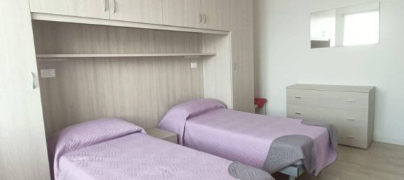 3 rooms Apartment in Jesolo, Italy No. 227732 8