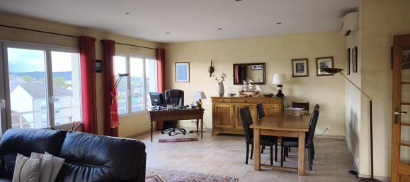 3 bedrooms Apartment in Brive-la-Gaillarde, France No. 335870 2