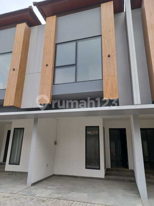 Casa T3 em Kebon Jeruk, Indonesia N.º 1411