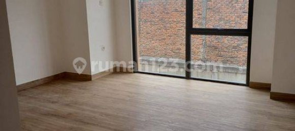 3 bedrooms House in Kebon Jeruk, Indonesia No. 1411 17