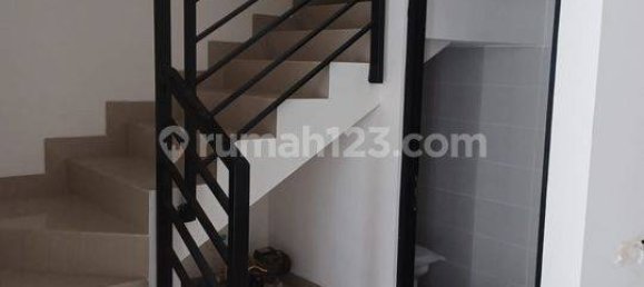 3 bedrooms House in Kebon Jeruk, Indonesia No. 1411 6