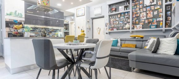 4 rooms Apartment in Ciampino, Italy No. 33614 5