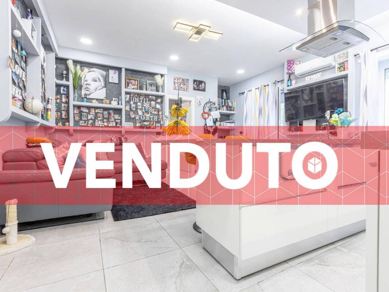 4 rooms Apartment in Ciampino, Italy No. 33614