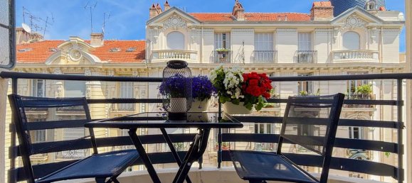 1 bedroom Apartment in Nice, France No. 339853 2