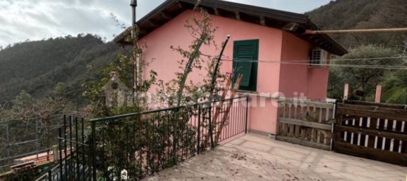 3 bedrooms House in Casarza Ligure, Italy No. 94249 6