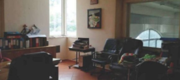 410m² Warehouse in Baronissi, Italy No. 306905 2