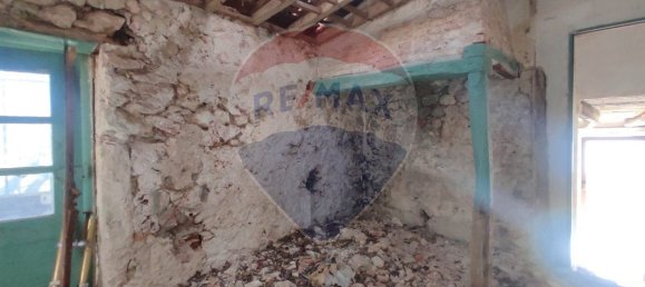 2 bedrooms House in Alcanena, Portugal No. 182166 4