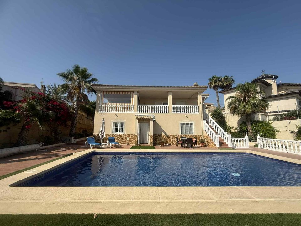 3 Schlafzimmer Villa in Almoradi, Spain, Nr. 176589