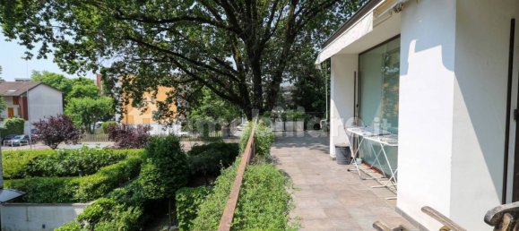 6 bedrooms Villa in Parma, Italy No. 342235 88