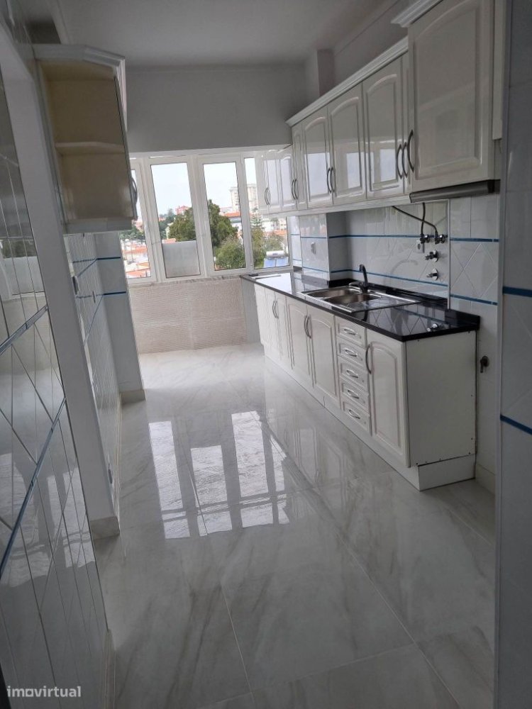 Квартира с 3 спальнями в Кашкайш, Португалия № 66986