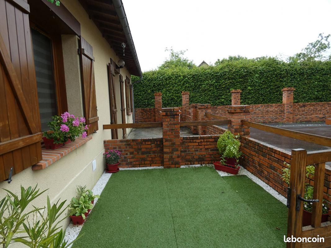 6 bedrooms House in Calvados, France No. 356087