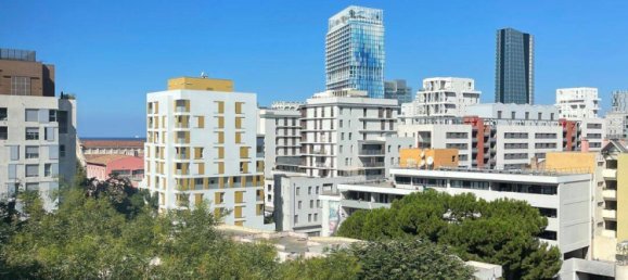 2 Schlafzimmer Wohnung in Marseille, France, Nr. 330537 8