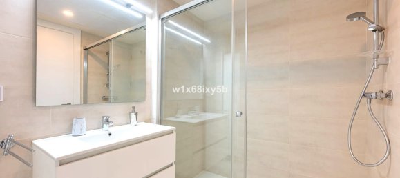 Apartamento de 2 dormitorios en Estepona, Spain No. 139296 17